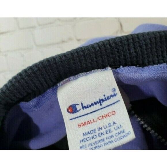 Champion Pullover Sweatshirt Small Womens Purple Long Sleeve Zip Loose - Picture 5 of 5